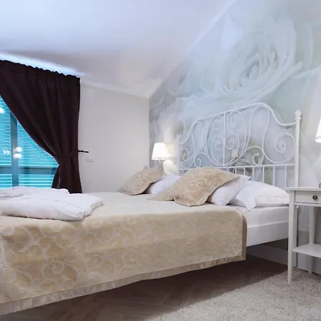 بيت للعطل House With A Swimming Pool - 6668 *