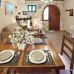 House With A Swimming Pool - 6668 *