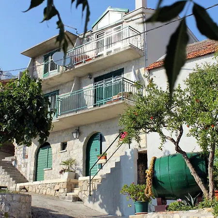 House With A Swimming Pool - 6668 Makarska