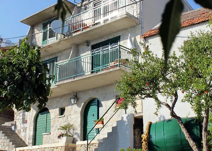 House With A Swimming Pool - 6668 מאקרסקה